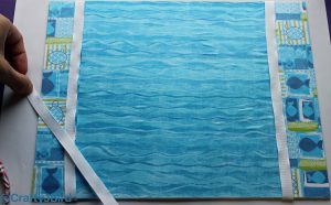 It's Summer Memo Board! A great project to display all your favorite pictures from your summer vacation! www.craftyjbird.com IG:@craftyjbird